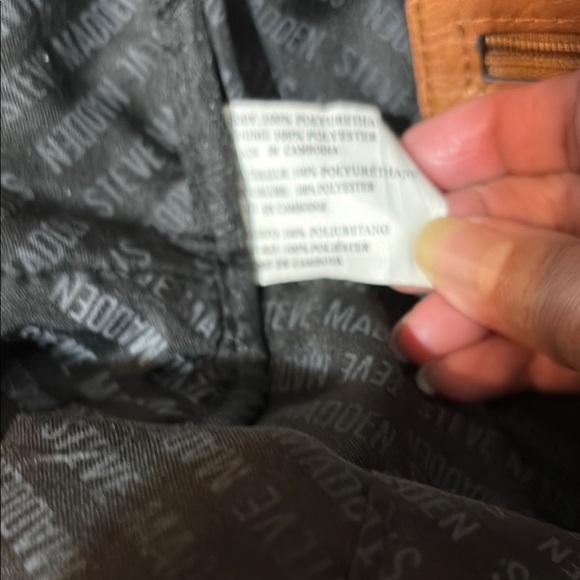 Steve Madden Brown Glossy Backpack Practical Design - Picture 5 of 16